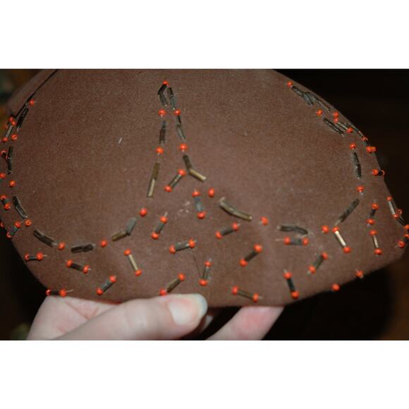Vintage 1950's Ferncraft large felt wool Brown Coral beads hat caputlet - Picture 6 of 13